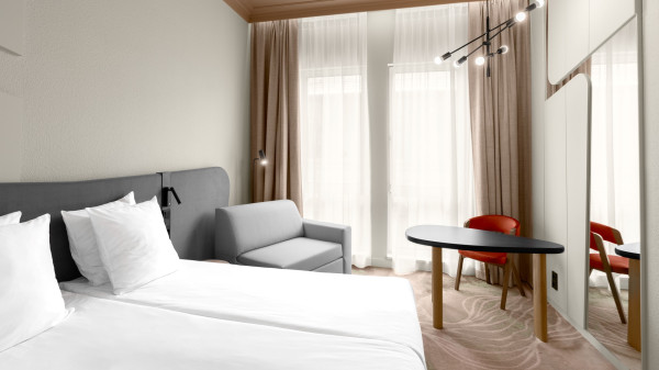 Executive Double with Sofa